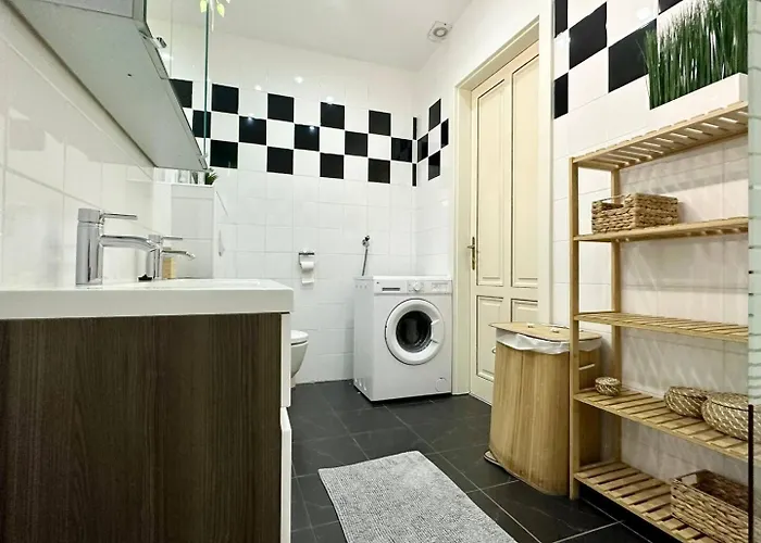 Stylish Apartments, 3 Min To U1 Reumannplatz, 2 Stations To Hauptbahnhof Apartmán *